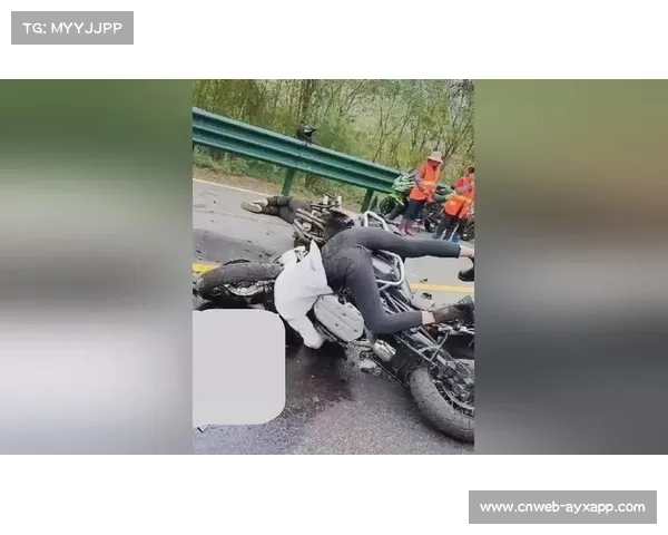 摩托车比赛频发撞车事故引热议 各界呼吁加强赛事安全管理措施